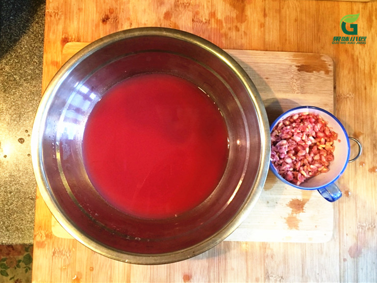 石榴怎么才能完整的剥开呢,石榴剥开技巧