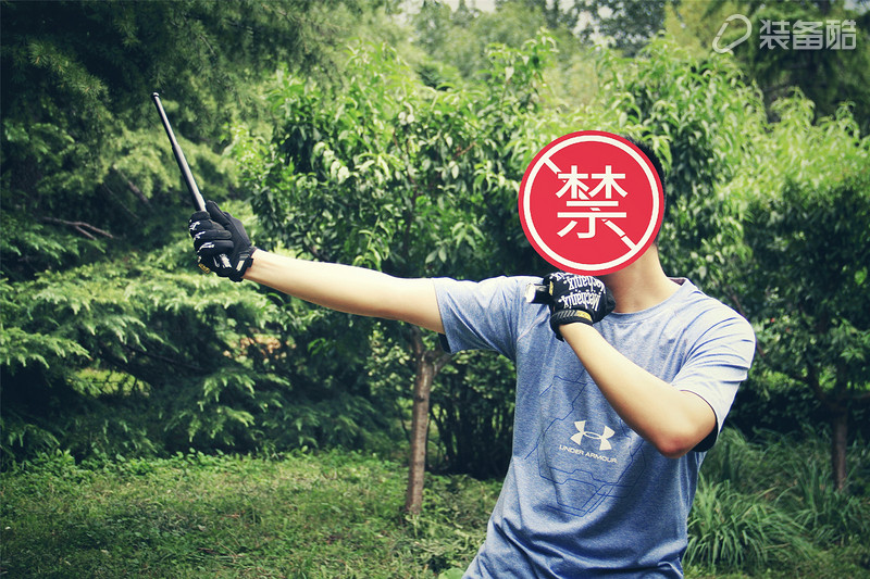 如何成为户外有范儿的男人，特工*棍甩**使用测评