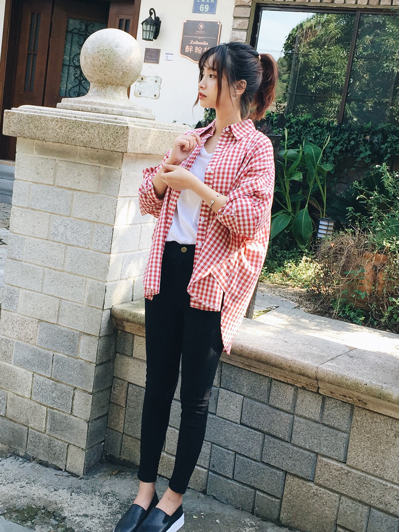 浅灰色怎么搭配,九月搭配衣服