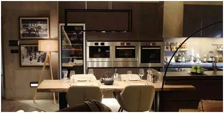 欢乐颂安迪是如何成为女强人的 (欢乐颂2安迪被撩)