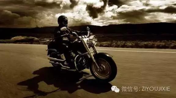 单缸摩托low不low？细数那些有特点的单缸机车