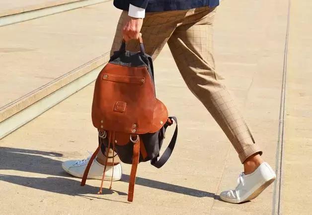 旅行用双肩包推荐,短途旅行包推荐双肩包还是手提包