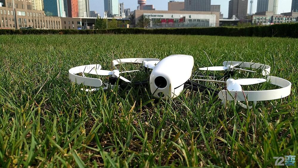 大疆无人机入门级和千元无人机,百元无人机和千元无人机区别