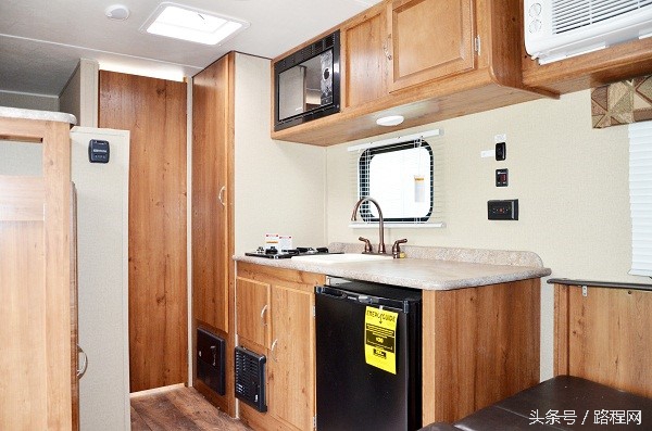 捷途旅行者可以拖挂的房车,牧牛笛极途升顶拖挂房车