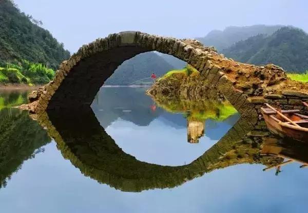 杭州各行各业平均工资排行榜,2017年杭州平均工资