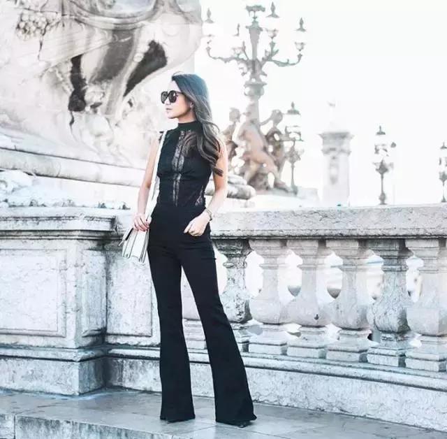 她颜值普通，又矮又穷，但奢侈大牌抢着送她包！