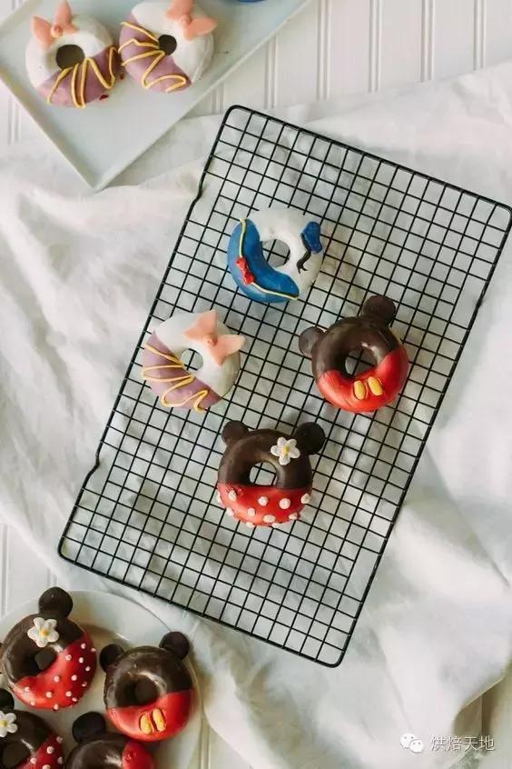 甜甜圈型食玩可以吃吗,甜甜圈形食玩能吃吗