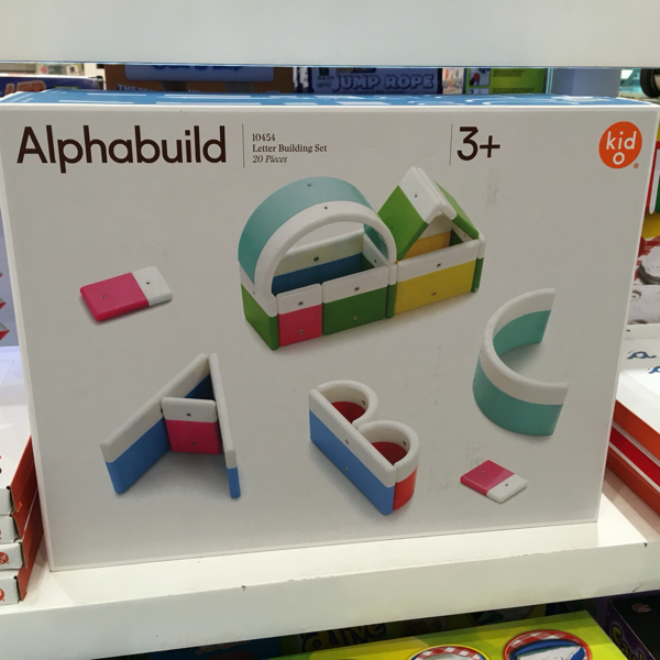 家记忆|迪拜MALL在孩子眼里的豪华:一望无际的玩具世界啊