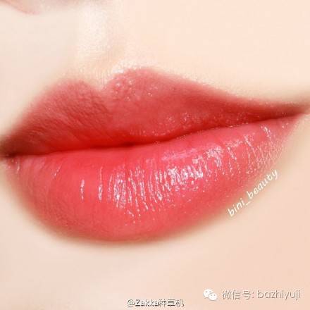 到底娱记的朋友圈流行什么口红?明星身边人的时尚密码