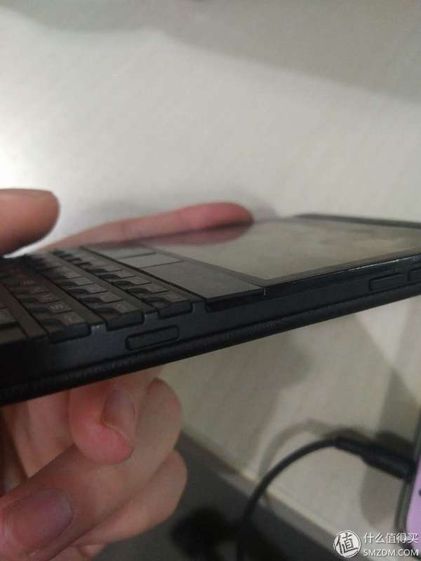 黑莓9810拆机教程,黑莓9650怎么拆机