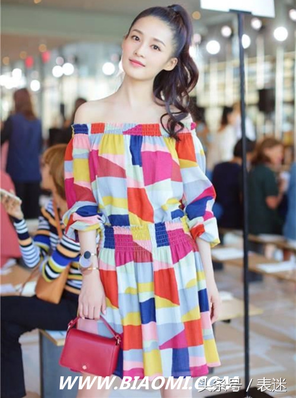 穿衣搭配怎么让自己看起来成熟点,穿衣搭配口诀上宽松下紧