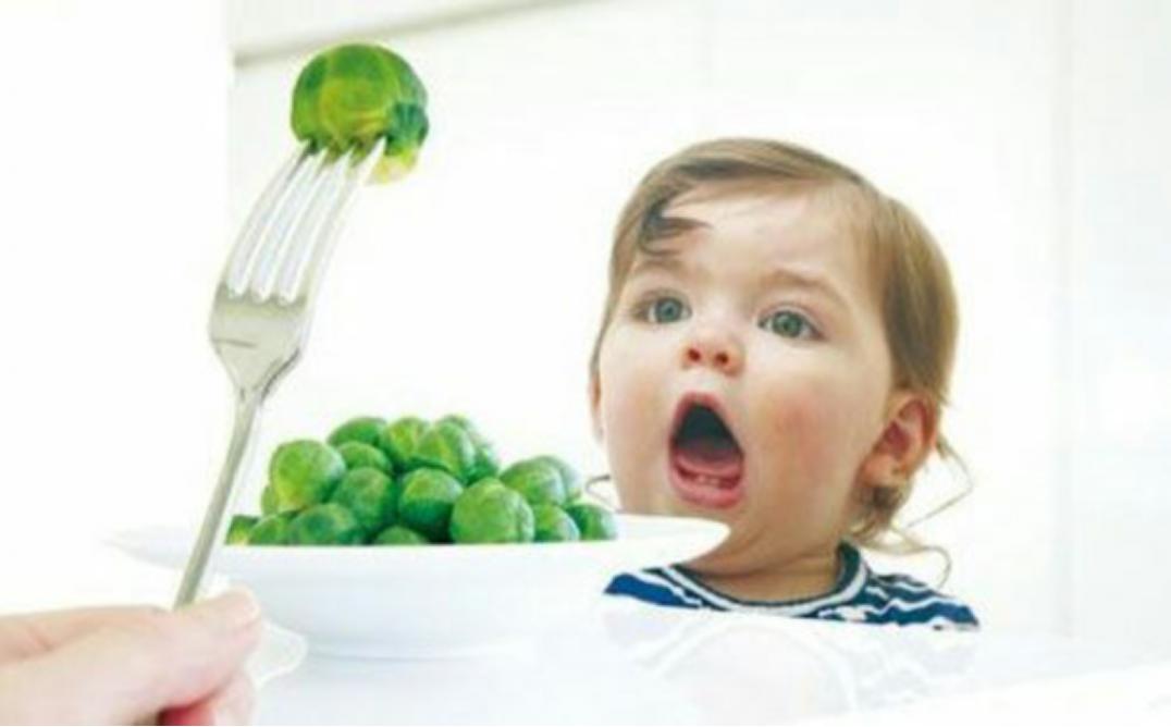 秋天季节宝宝如何预防皮肤干燥,宝宝皮肤干燥怎么办用什么护肤