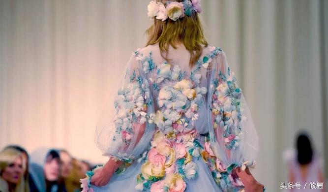 有钱又有颜,有钱有颜值还更努力