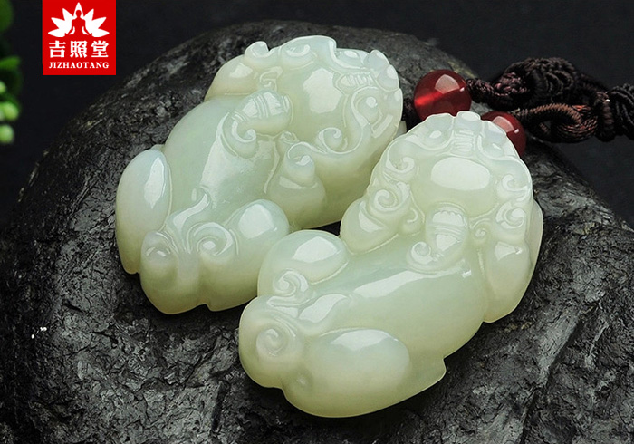 女士佩戴翡翠貔貅注意事项,貔貅手串佩戴有什么讲究女士