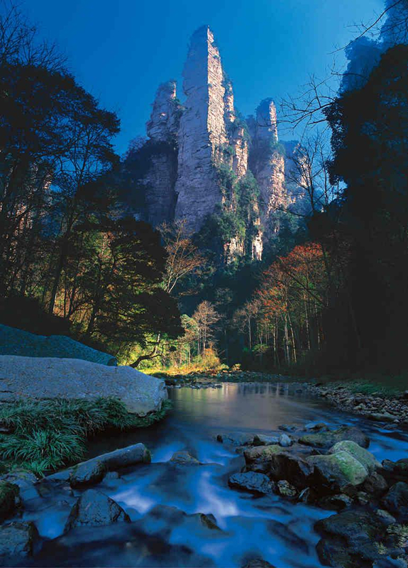 张家界凤凰古城自驾游,西安张家界自驾游攻略