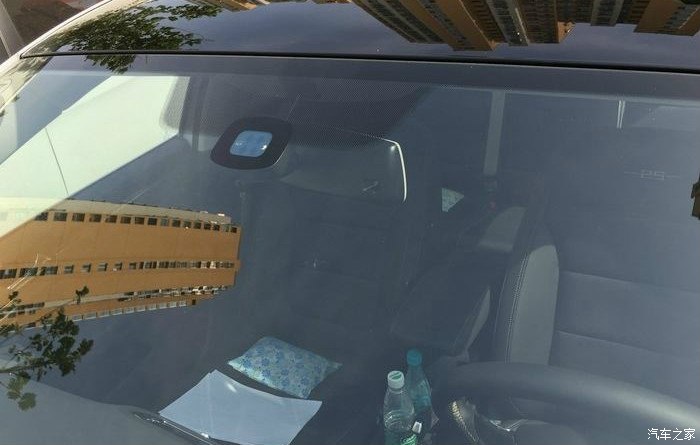 速腾大气稳重,速腾25周年纪念版