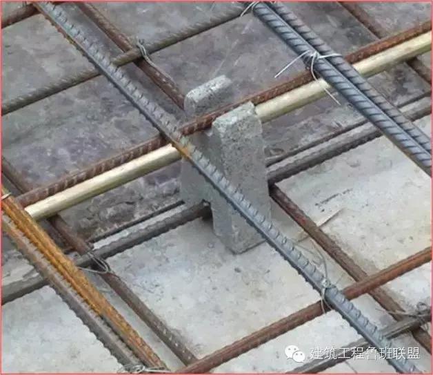 楼板厚度极差原因分析,楼板厚度偏差后期处理方法