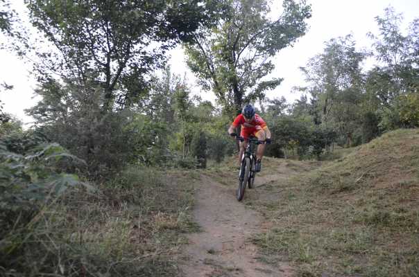 好骑的入门山地自行车测评,野兽自行车测评speedx