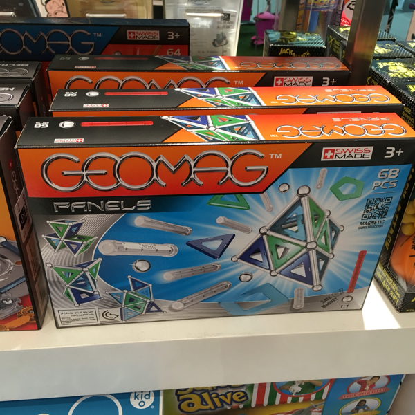 家记忆|迪拜MALL在孩子眼里的豪华:一望无际的玩具世界啊