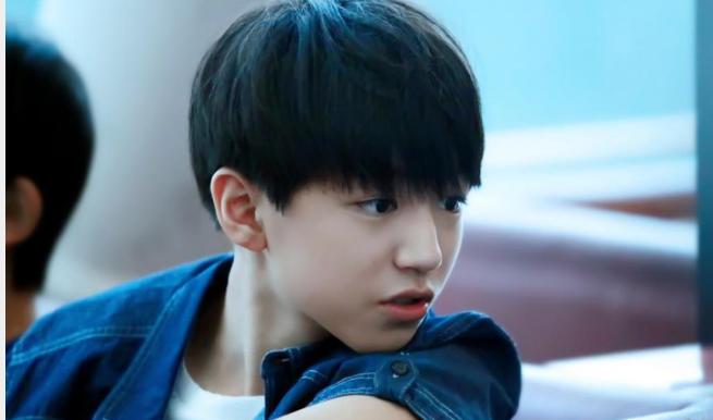 很多人都是怎么看待王俊凯,粉丝与私生之间的差距王俊凯