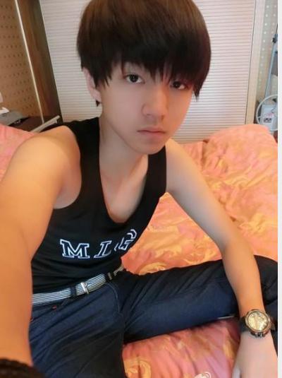 很多人都是怎么看待王俊凯,粉丝与私生之间的差距王俊凯