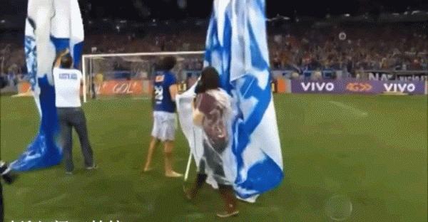 高拉特巴甲mvp,高拉特gif误判