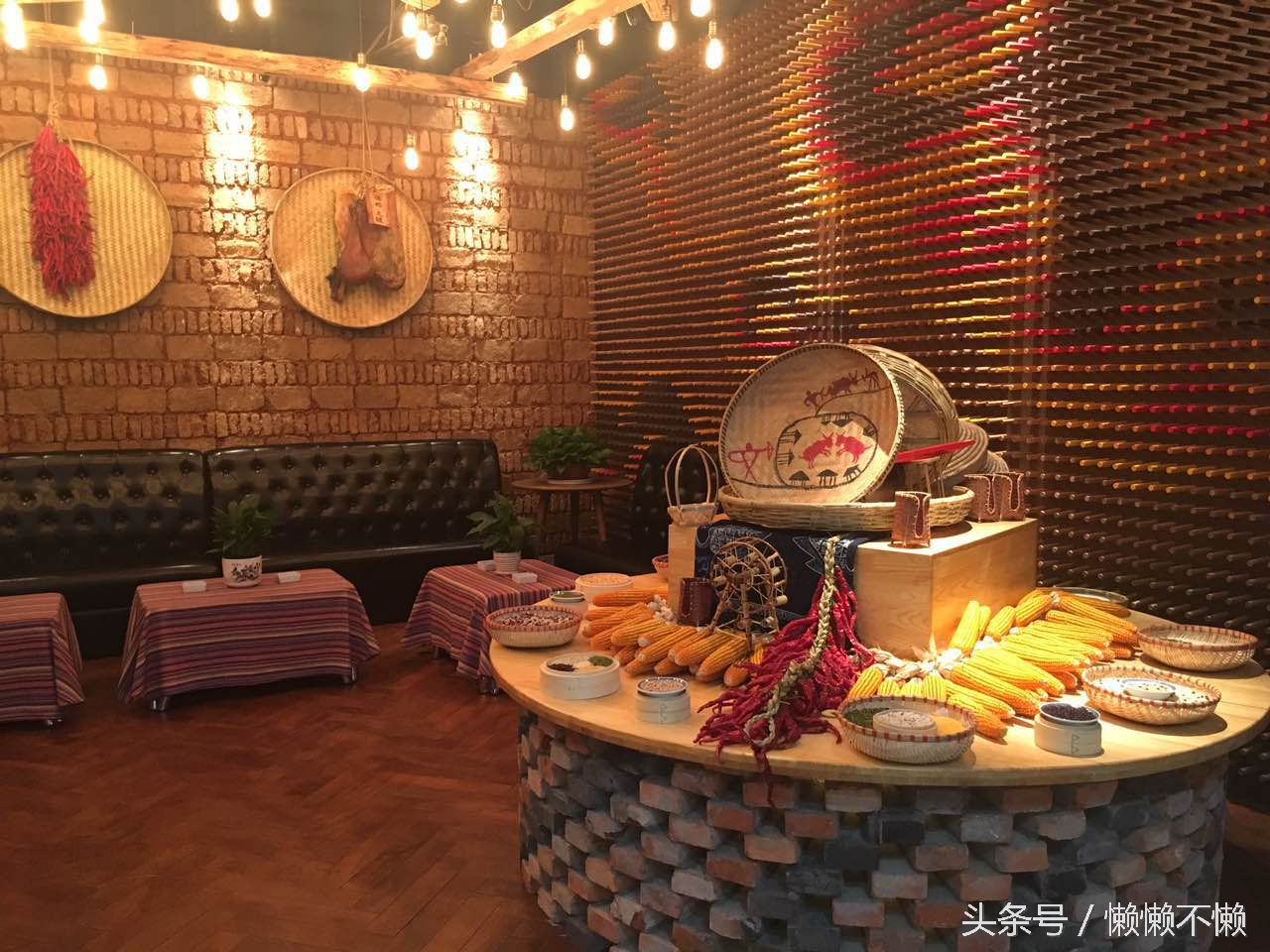 鑽夊附瀵规垬宀╂祮,鑽夊附鍜岄粦鑳″瓙鐩搁亣