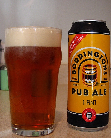 球迷看国足喝酒,适合世界杯看球氛围的几款啤酒