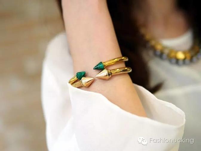 种草明星都爱的配饰时髦达人必备,种草好看的饰品