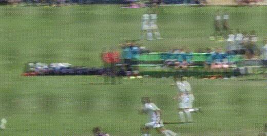 我的车停着被人撞了怎么解决,停个车老是被别人刮