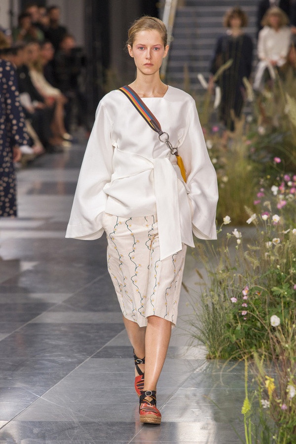 伦敦时装周惊艳亮点,伦敦时装周失误集锦