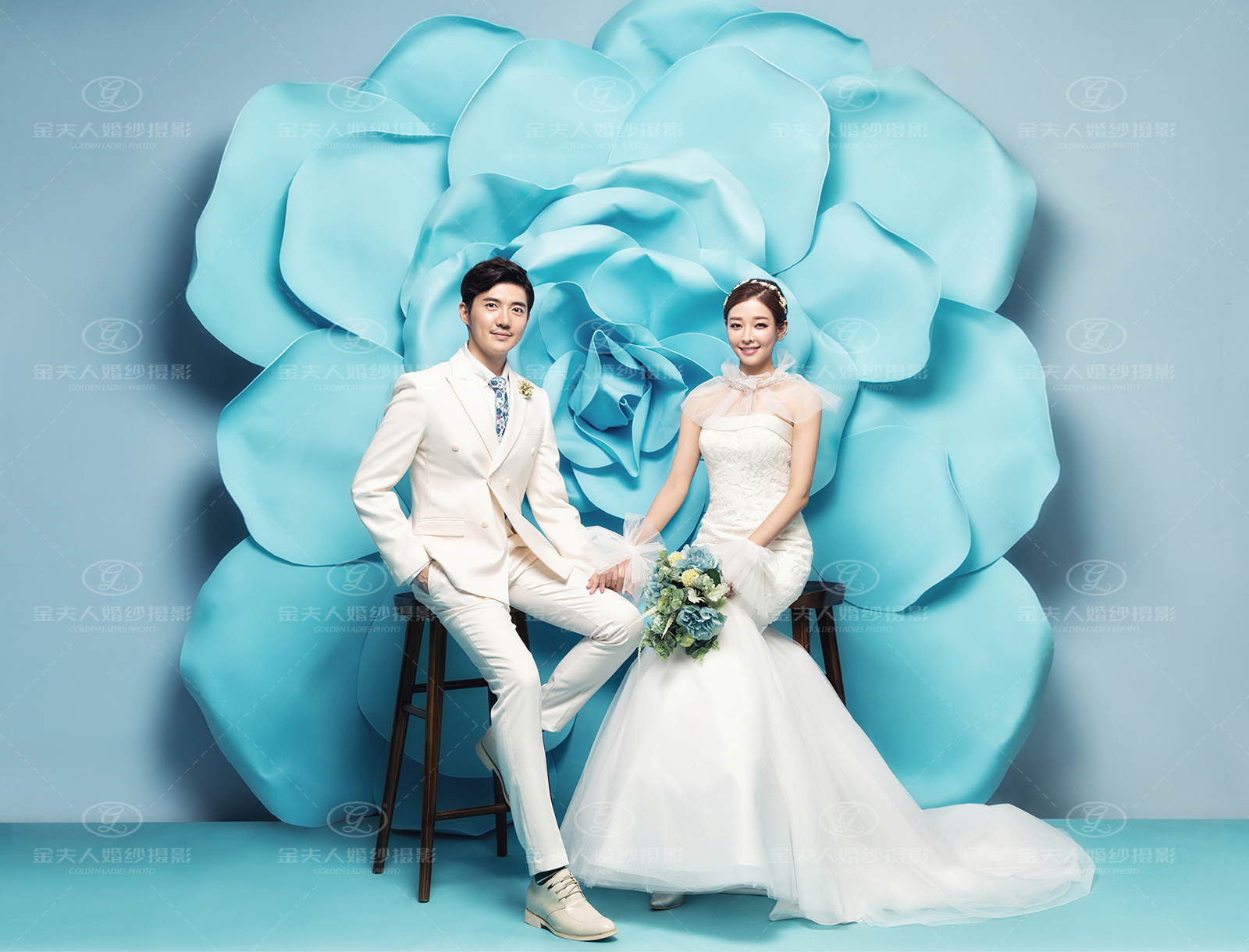 婚纱照姿势和表情大全,学习海边拍婚纱照姿势