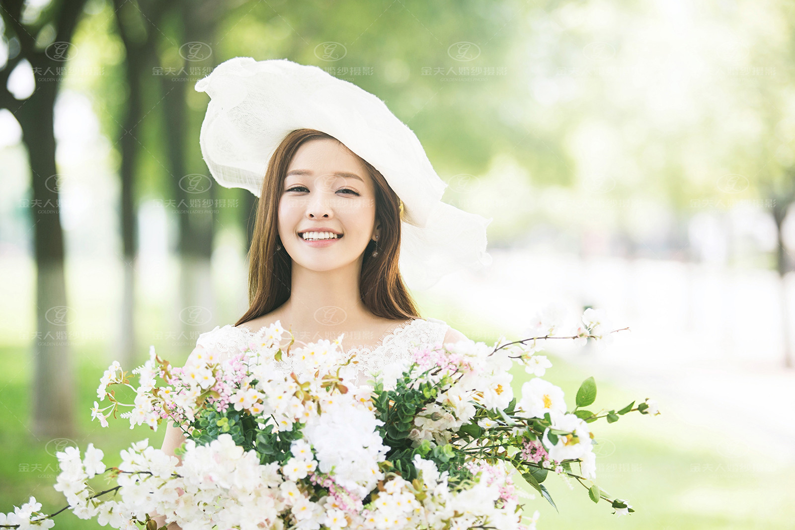 婚纱照姿势和表情大全,学习海边拍婚纱照姿势