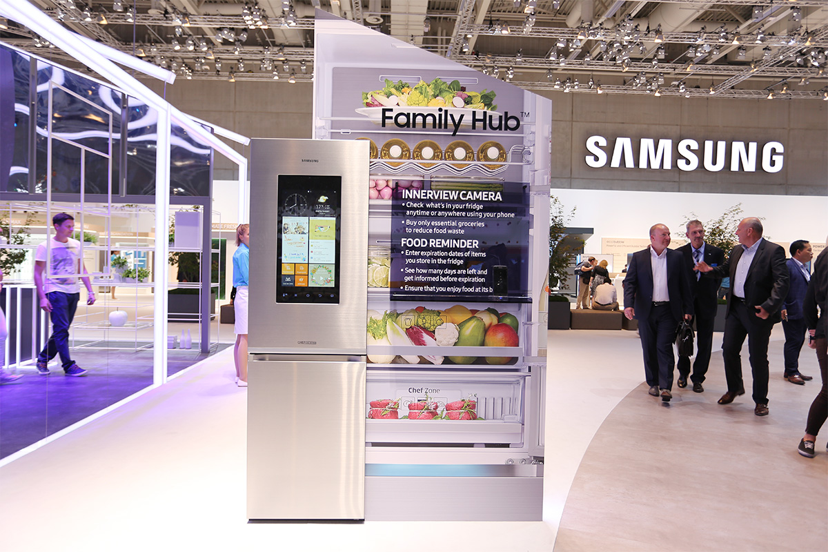 带显示屏的冰箱实用吗,21.5寸屏幕是几比几