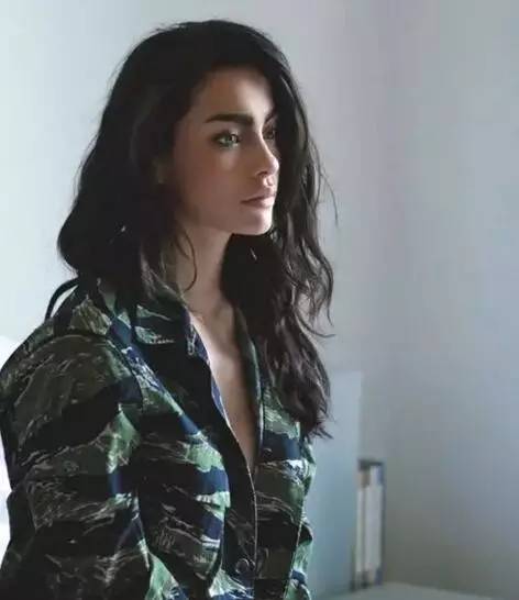 天惹噜姑娘们的混血妆已经登峰造极到这种地步了！