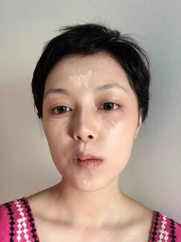 天惹噜姑娘们的混血妆已经登峰造极到这种地步了！