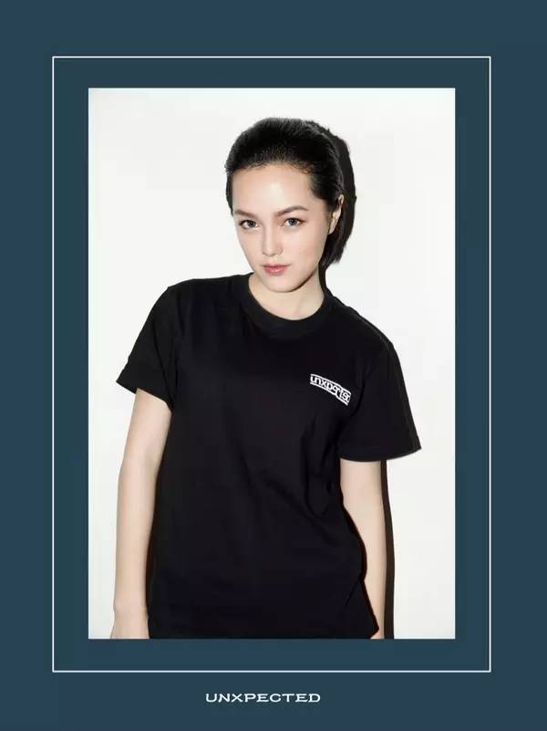 天惹噜姑娘们的混血妆已经登峰造极到这种地步了！