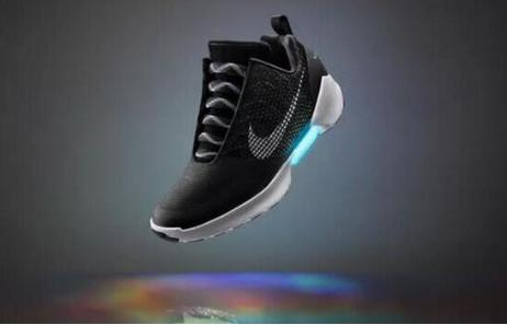 耐克新鞋会自动系鞋带,耐克有手机控制自动系鞋带的鞋吗