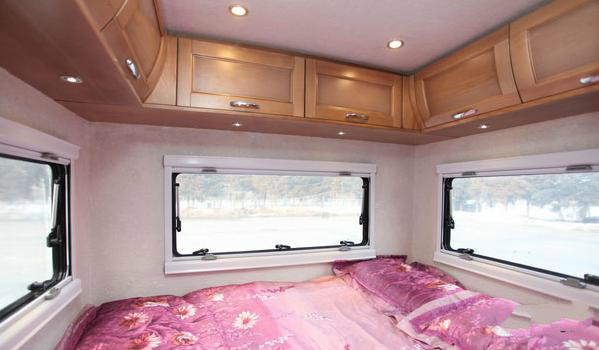 金杯阁瑞斯2.0发动机怎么样,房车测评人