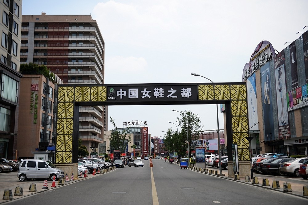 众里寻他千百度诗,众里寻他千百度评论