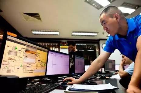 现代化酿造系统让啤酒口味众口不再难调！