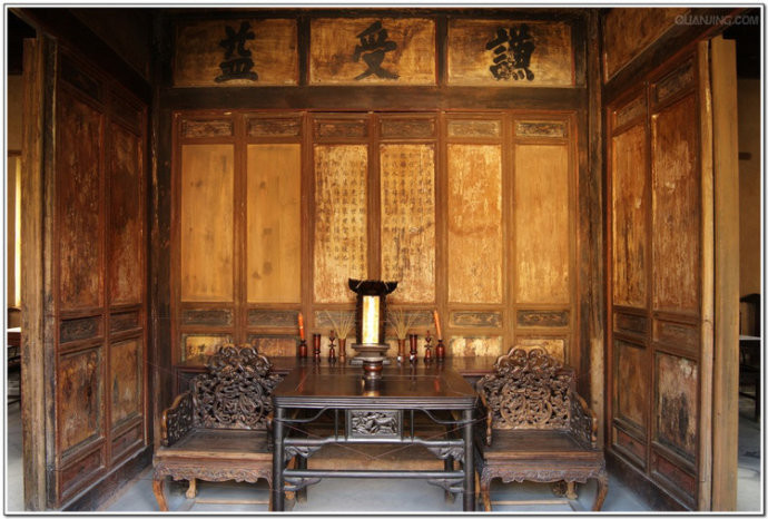 中式书房家具布置,中式家具怎样布置客厅