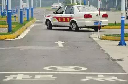 江门考驾照要多少时间,江门市考驾照费用价格表