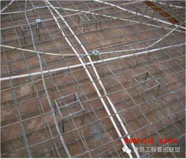 楼板厚度极差原因分析,楼板厚度偏差后期处理方法