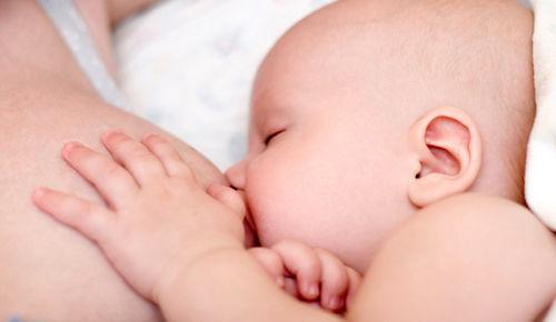 宝宝光放屁就是不拉大便怎么处理,新生儿只放屁不拉大便什么原因