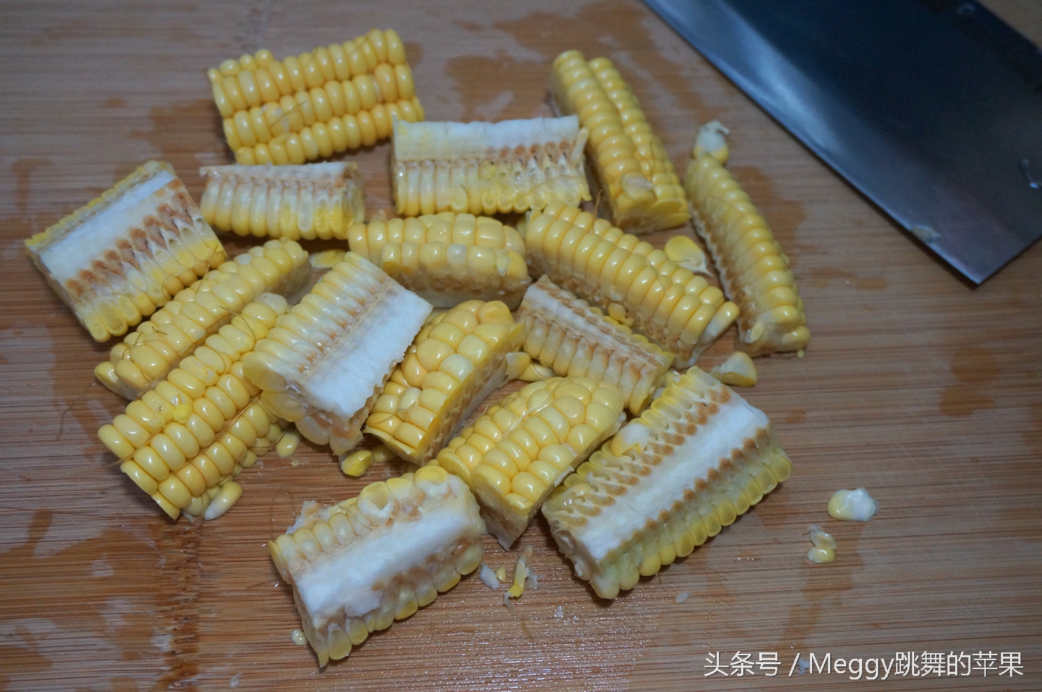 排骨汤里加蔬之鲜,排骨汤这样做全家人爱喝