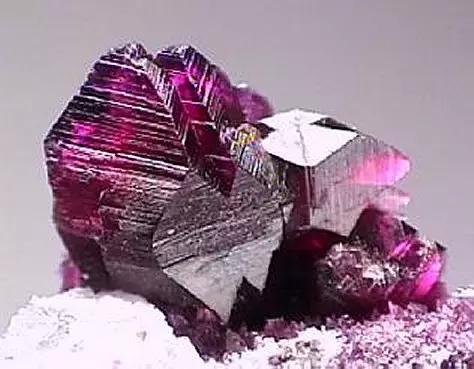 世界112种宝石矿物,盘点那些奇怪宝石矿物