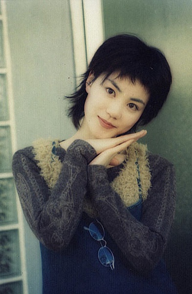 王菲经典歌曲至少还有你,王菲唱到灵魂深处的歌