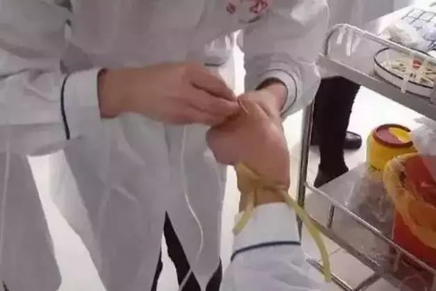 为什么护士喜欢用粉色笔,为什么护士都喜欢医生