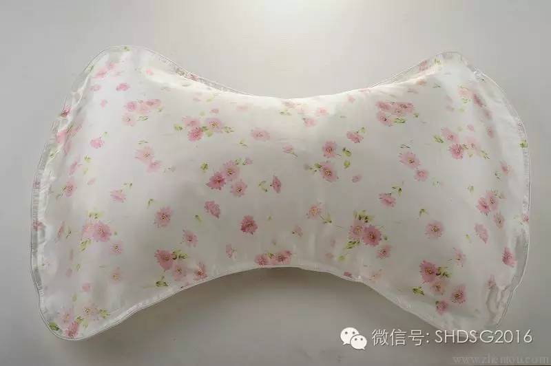 睡新床和床垫会得白血病吗,一般枕头里的甲醛会导致白血病吗